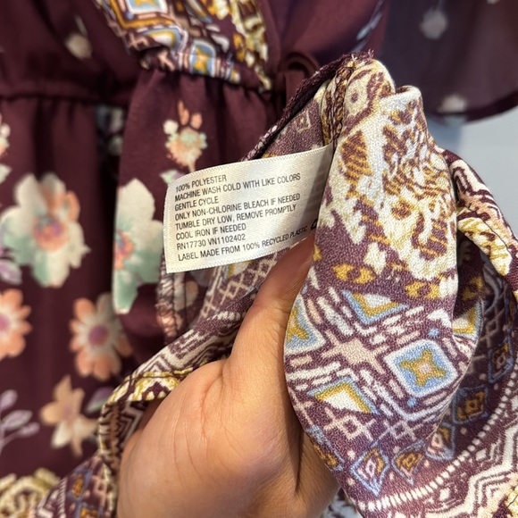 Romper sz S by Xhiliration - Picture 6 of 7